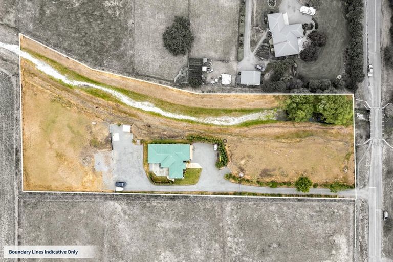 Photo of property in 38 Montrose Avenue, Culverden, 7392