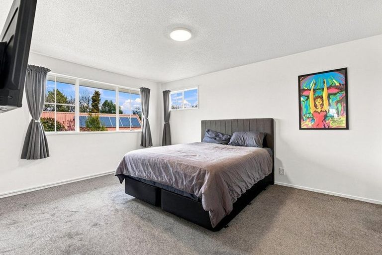 Photo of property in 2/23 Montclare Avenue, Ilam, Christchurch, 8041