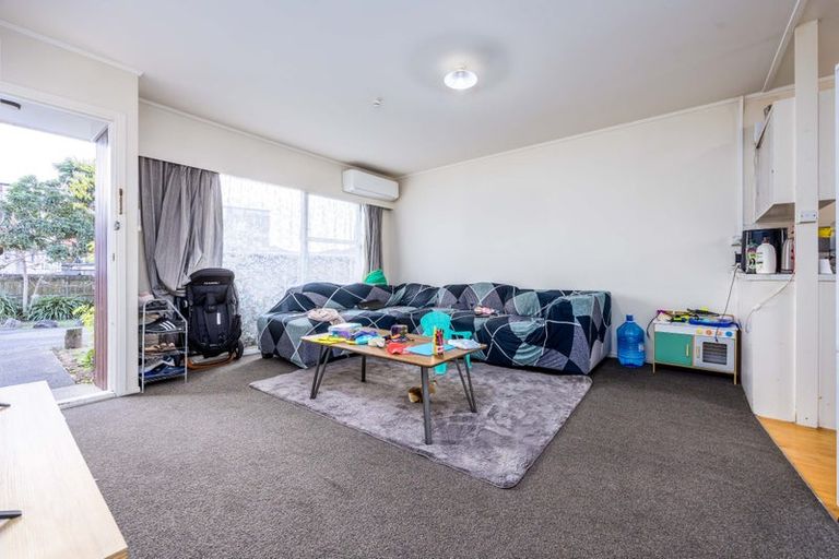 Photo of property in 28 Landscape Road, Papatoetoe, Auckland, 2025