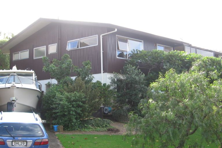 Photo of property in 6 Kiri Place, Mairangi Bay, Auckland, 0630