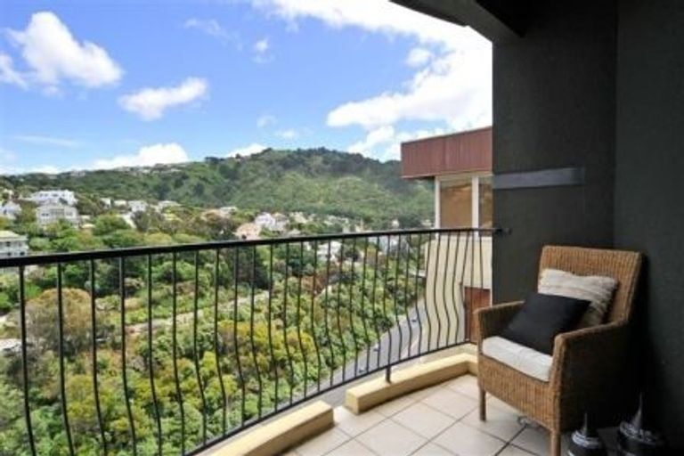 Photo of property in Terrace Garden Apartments, 14a/120 The Terrace, Wellington Central, Wellington, 6011