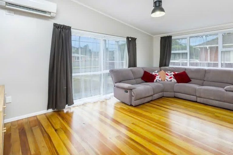 Photo of property in 1/71 Hikurangi Street, Trentham, Upper Hutt, 5018