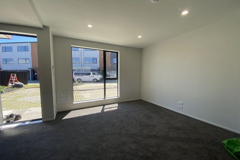 Photo of property in 43 Marumaru Lane, Manurewa, Auckland, 2102