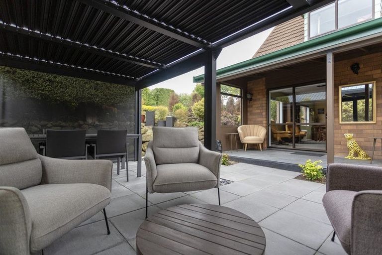 Photo of property in 15 Leven Street, South Hill, Oamaru, 9400