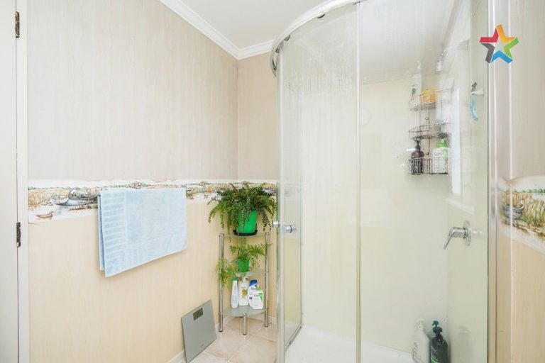 Photo of property in 22 Buckingham Street, Tokanui, 9884