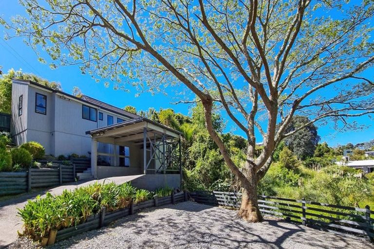 Photo of property in 92 Braemar Road, Castor Bay, Auckland, 0620