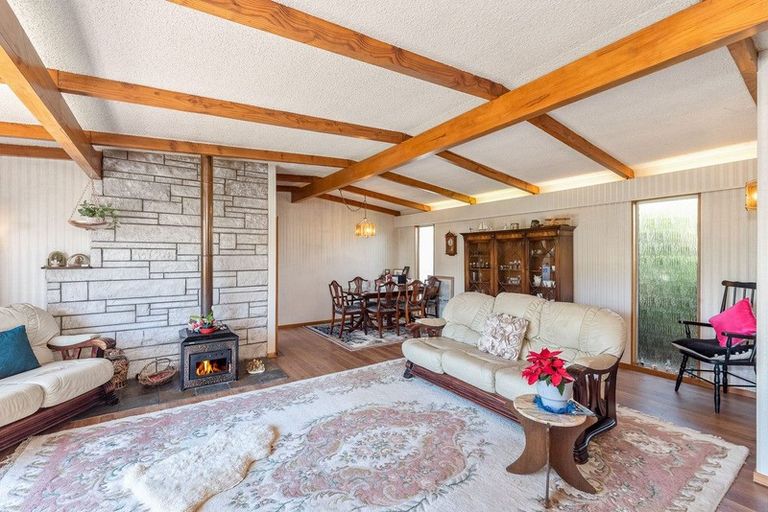 Photo of property in 9 Bermuda Grove, Paraparaumu Beach, Paraparaumu, 5032