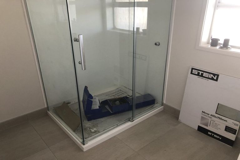 Photo of property in 1/1 Pine Road, Orewa, 0931