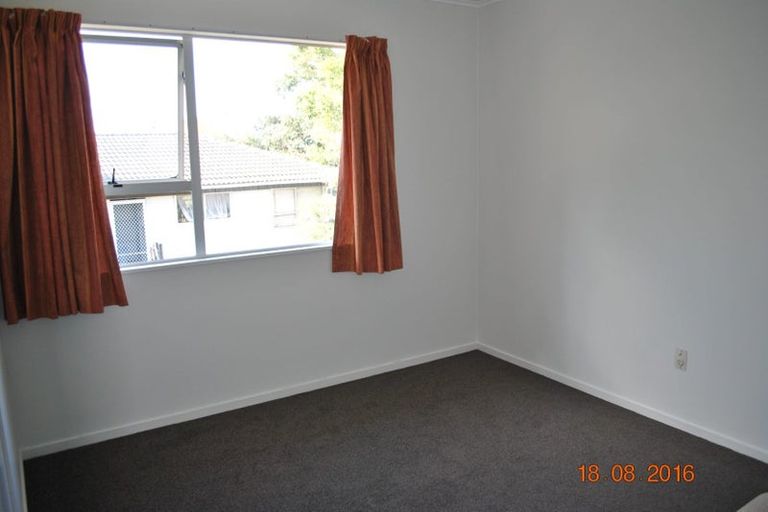Photo of property in 23 Gallony Avenue, Massey, Auckland, 0614