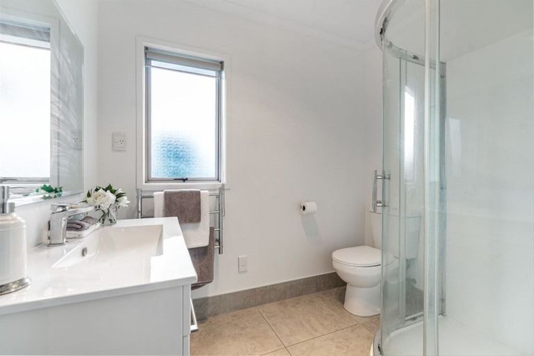 Photo of property in 15/64 Tapu Road, Huapai, Kumeu, 0810