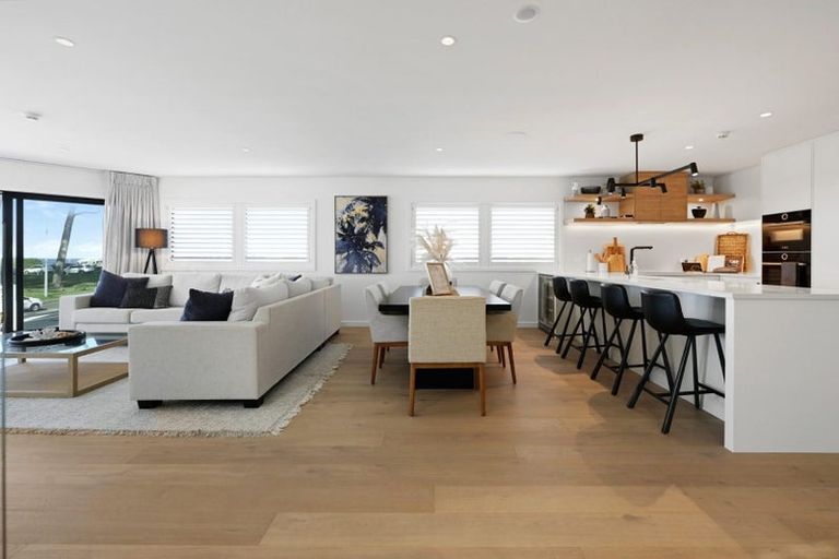 Photo of property in 3/554 Papamoa Beach Road, Papamoa Beach, Papamoa, 3118