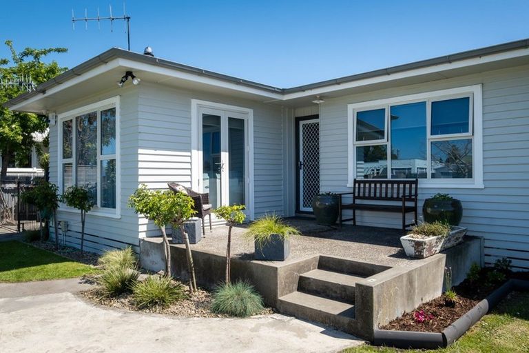 Photo of property in 211 Lumsden Road, Akina, Hastings, 4122