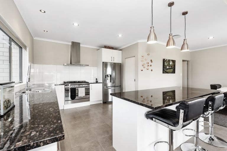 Photo of property in 32 Magellan Rise, Flagstaff, Hamilton, 3210