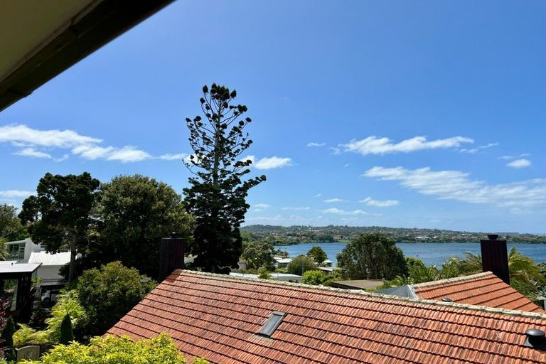 Photo of property in 1/29 Pupuke Road, Takapuna, Auckland, 0622