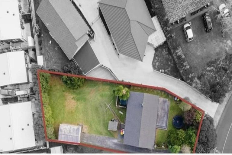 Photo of property in 69 Arimu Road, Papakura, 2110
