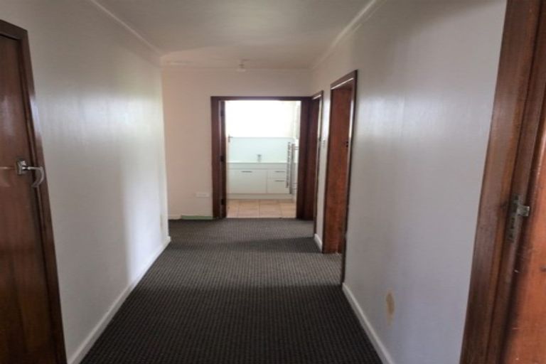 Photo of property in 265 Glenbrook Beach Road, Glenbrook, 2681