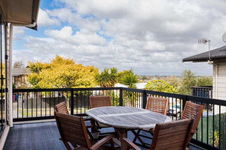 Photo of property in 24 Heatherlea Heights, Feilding, 4702