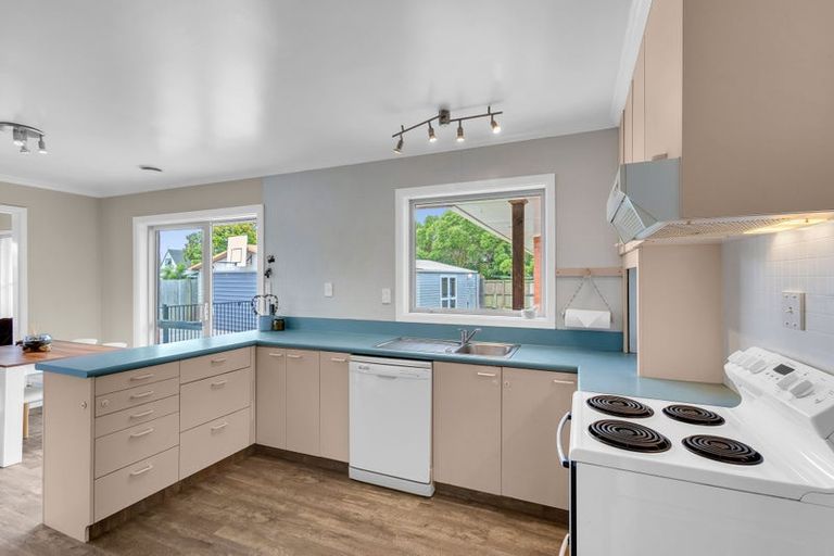 Photo of property in 39 Warblington Street, Aranui, Christchurch, 8061