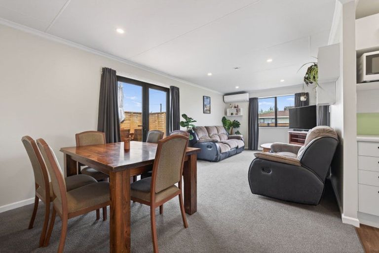 Photo of property in 5 Cemetery Road, Sanson, 4817