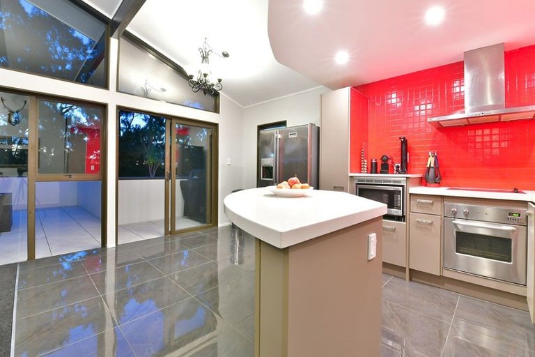 Photo of property in 42 Brian Crescent, Stanmore Bay, Whangaparaoa, 0932