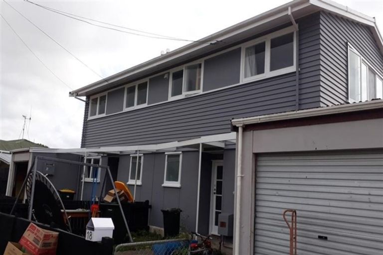 Photo of property in 16 Mahoe Street, Levin, 5510