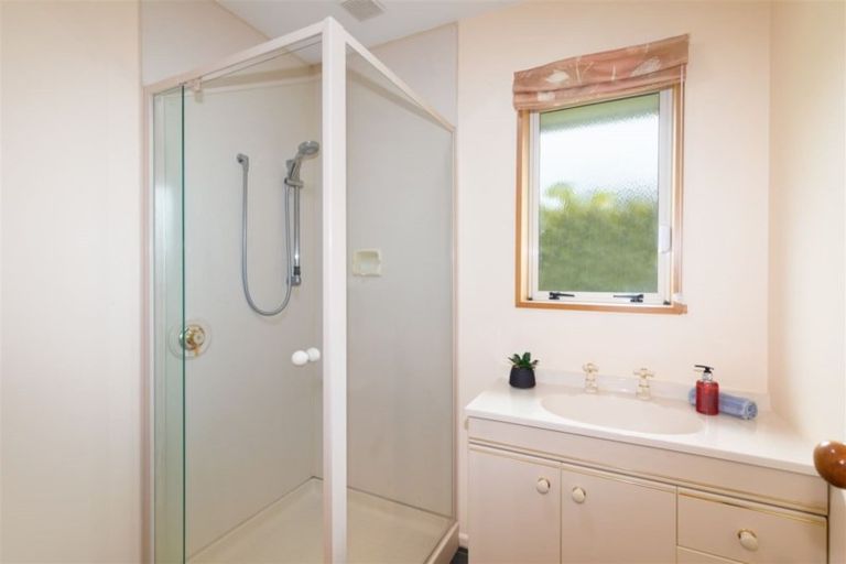 Photo of property in 28 Lochmore Street, Bishopdale, Christchurch, 8051