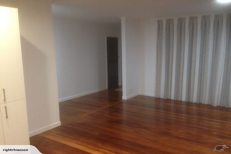 Photo of property in 1/54 Sunrise Avenue, Mairangi Bay, Auckland, 0630