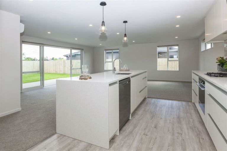 Photo of property in 59 Rannoch Drive, Broomfield, Christchurch, 8042