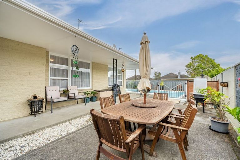 Photo of property in 53 Kashmir Avenue, Clouston Park, Upper Hutt, 5018