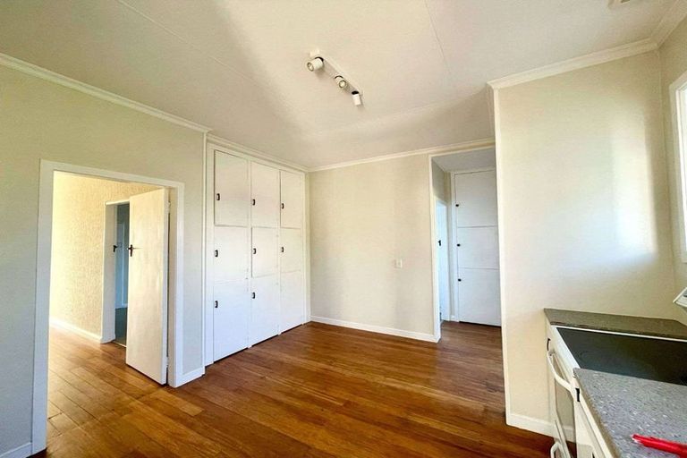 Photo of property in 26 Paynters Avenue, Strandon, New Plymouth, 4312