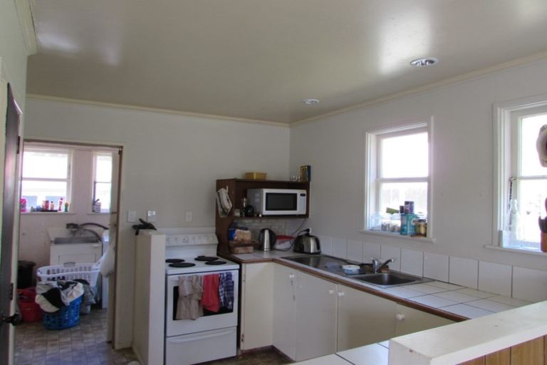 Photo of property in 19 Speargrass Grove, Timberlea, Upper Hutt, 5018