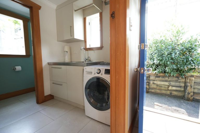 Photo of property in 6 Kent Street, Riverhead, 0820