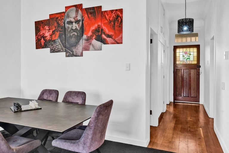 Photo of property in 21 Maire Street, Hawera, 4610