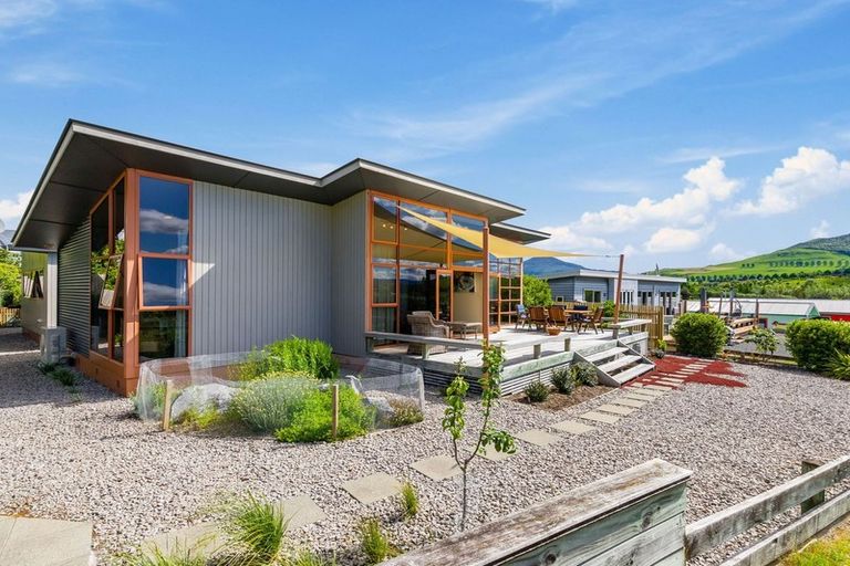 Photo of property in 66 Te Waaka Terrace, Kuratau, Turangi, 3381