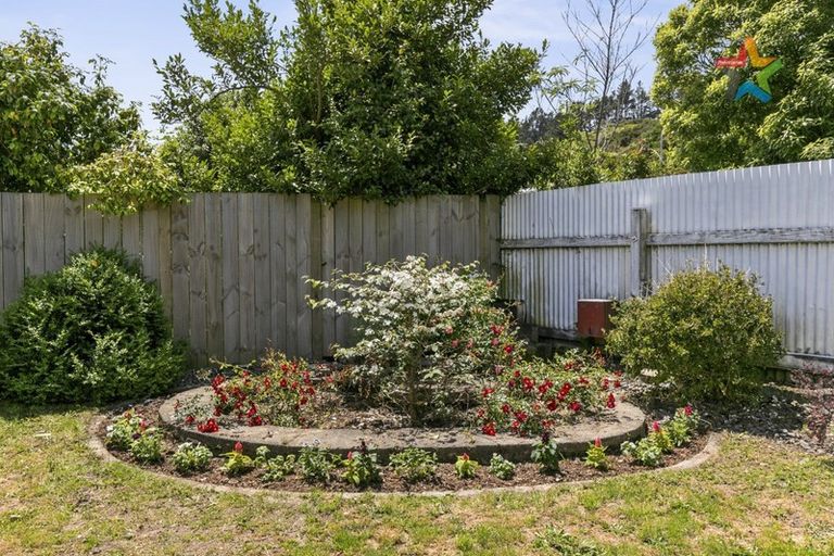 Photo of property in 69 Peel Place, Wainuiomata, Lower Hutt, 5014