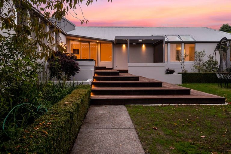 Photo of property in 82 Beckford Road, Opawa, Christchurch, 8023