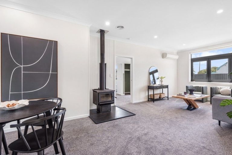 Photo of property in 109 Seaward Road, Edendale, 9825