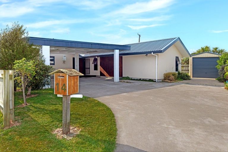 Photo of property in 14 Tuamotu Park, Wainui, Gisborne, 4010