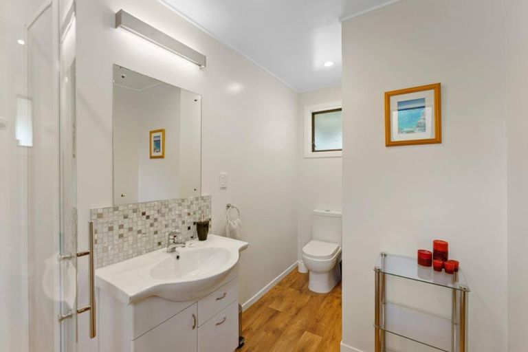 Photo of property in 18a Toi Street, Otaki Beach, Otaki, 5512