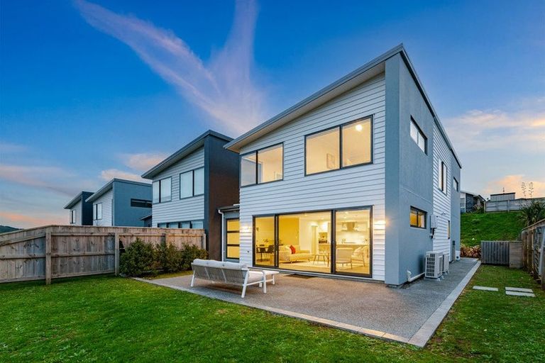 Photo of property in 18a Omaka Place, Aotea, Porirua, 5024