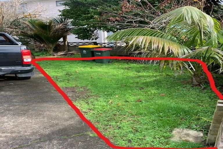 Photo of property in 13 Lendenfeld Drive, Papatoetoe, Auckland, 2025