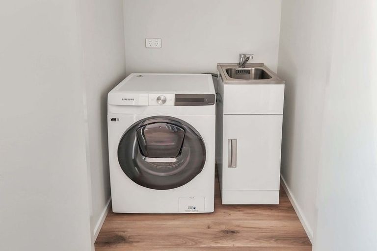 Photo of property in 3/11 Lees Grove, Wainuiomata, Lower Hutt, 5014