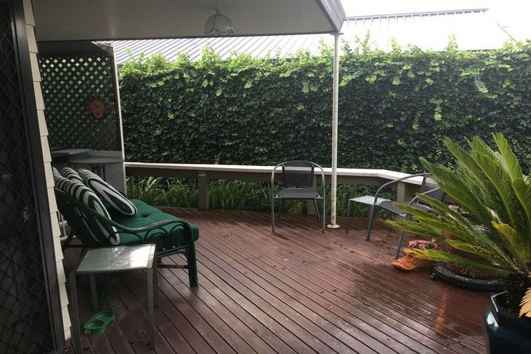 Photo of property in 14 Bennelong Place, Havelock North, 4130