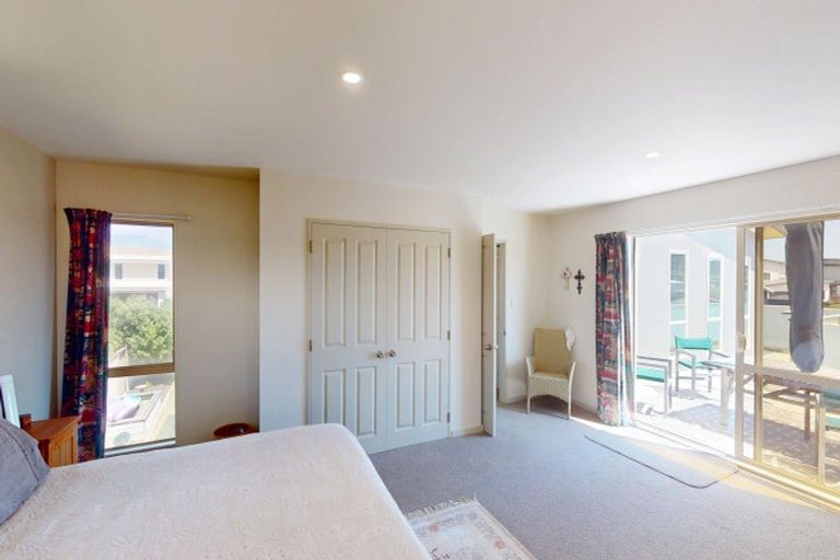 Photo of property in 51 Kent Avenue, Waitarere Beach, Levin, 5510
