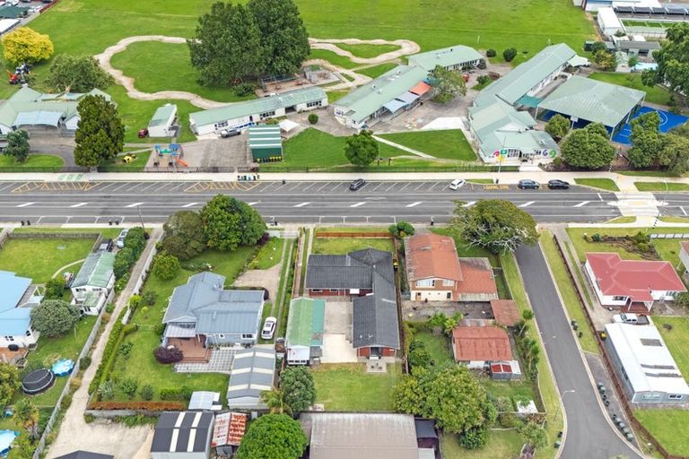 Photo of property in 61 College Road, Edgecumbe, 3120