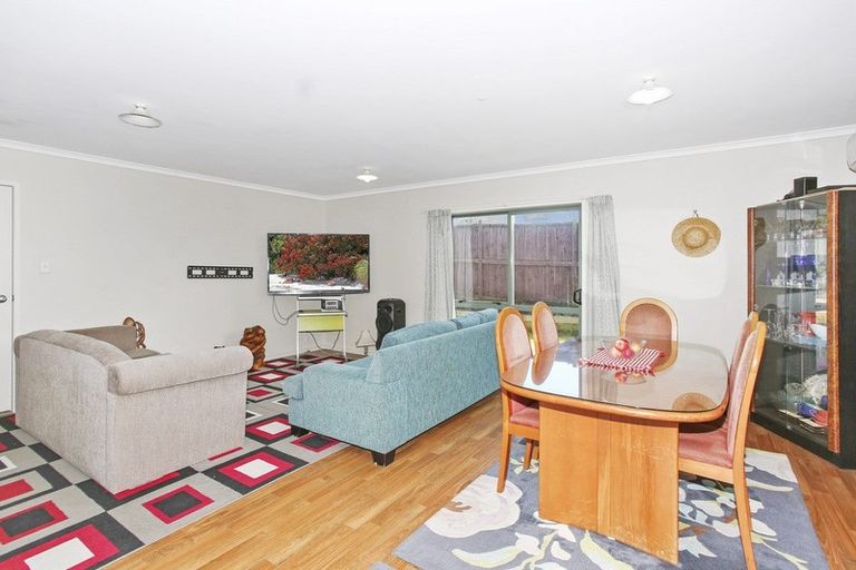 Photo of property in 13 Hooper Avenue, Pukekohe, 2120