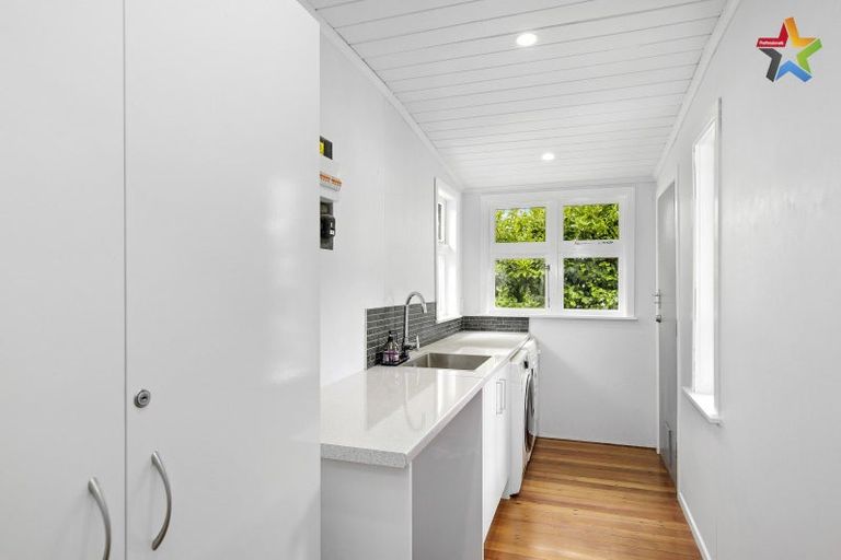 Photo of property in 31 Owen Street, Belmont, Lower Hutt, 5010