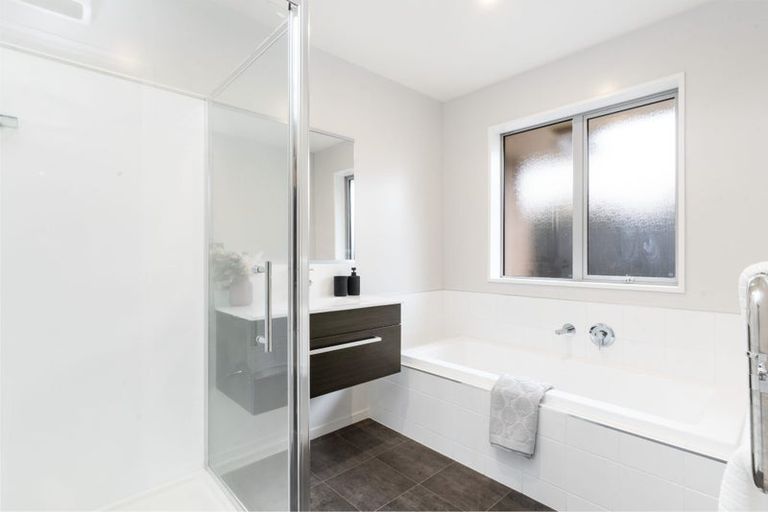 Photo of property in 15 Graycliffe Street, Halswell, Christchurch, 8025