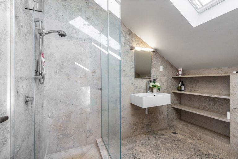 Photo of property in 184 North Road, Clevedon, Papakura, 2582