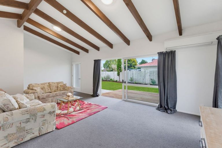 Photo of property in 205 Queenspark Drive, Parklands, Christchurch, 8083